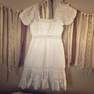 White puff shoulder dress. So sweet